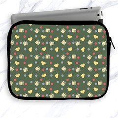 Green Milk Hearts Apple Ipad 2/3/4 Zipper Cases by snowwhitegirl