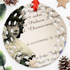 Child 1334202 1920 Ornament (Round Filigree)