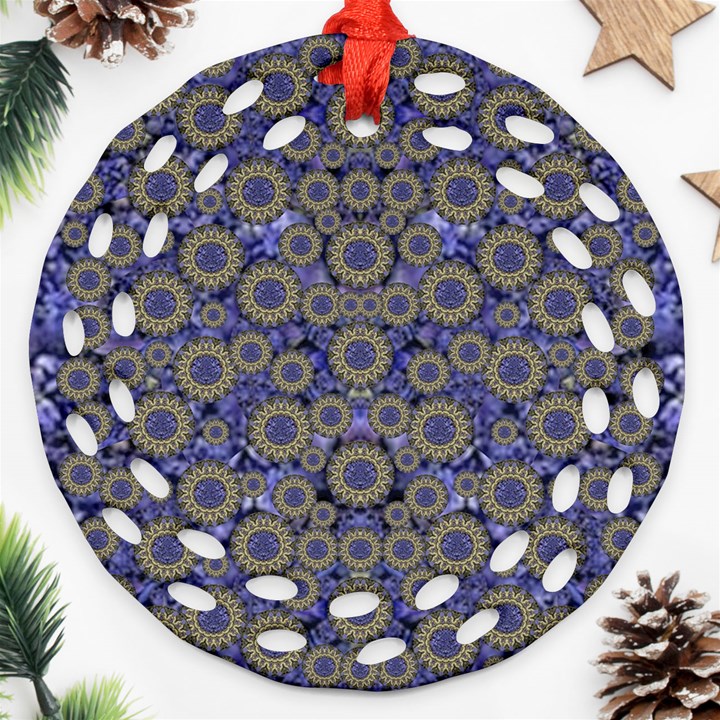 Blue Small Wonderful Floral In Mandalas Round Filigree Ornament (Two Sides)