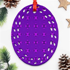 Bold Geometric Purple Circles Ornament (Oval Filigree)