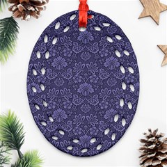 Damask Purple Oval Filigree Ornament (two Sides)