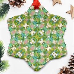 Vintage Floral Print Collage Pattern Ornament (snowflake)