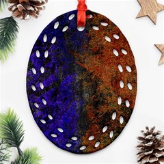 Colored Rusty Abstract Grunge Texture Print Ornament (oval Filigree)