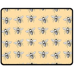 Pop Art  Bee Pattern Fleece Blanket (Medium) 