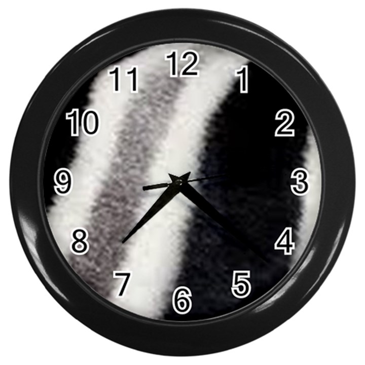 Stella animal print Wall Clock (Black)