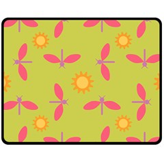 Dragonfly Sun Flower Seamlessly Fleece Blanket (Medium) 