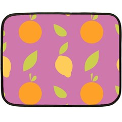 Seamlessly Pattern Fruits Fruit Fleece Blanket (mini)