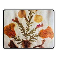 Holy Land Flowers 13 Fleece Blanket (Small)