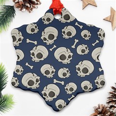 Halloween Skull Pattern Ornament (snowflake) by Valentinaart