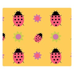 Ladybug Seamlessly Pattern Double Sided Flano Blanket (small)  by Sapixe