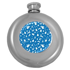 Christmas Pattern Round Hip Flask (5 Oz) by Valentinaart