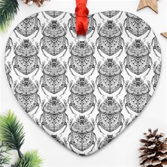 Scarab Pattern Egyptian Mythology Black And White Heart Ornament (two Sides) by genx