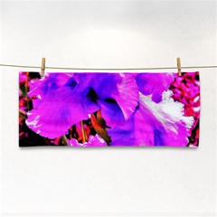 Abstract Ultra Violet Purple Iris On Red And Pink Hand Towel