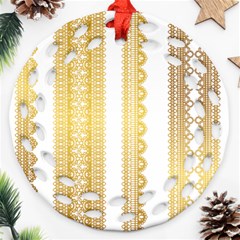 Lace Gold Euclidean Vector Ornament (Round Filigree)