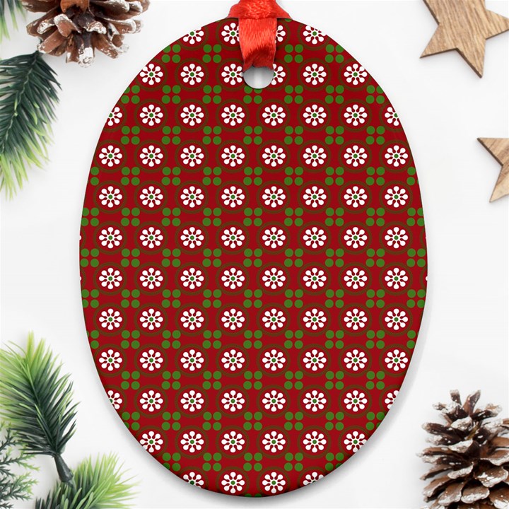 Christmas Paper Wrapping Pattern Ornament (Oval)