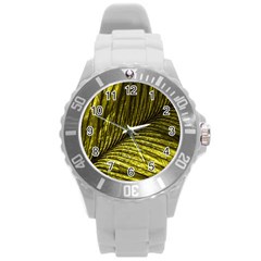 Feather Macro Bird Plumage Nature Round Plastic Sport Watch (l) by Wegoenart