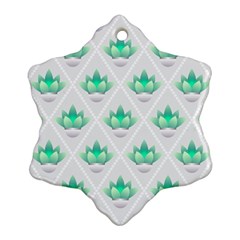 Plant Pattern Green Leaf Flora Ornament (snowflake) by Wegoenart