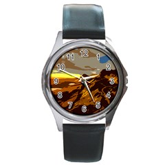 Scotland Monti Mountains Mountain Round Metal Watch by Pakrebo