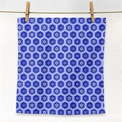 A Hexagonal Pattern Face Towel