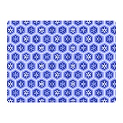 A Hexagonal Pattern Double Sided Flano Blanket (Mini) 