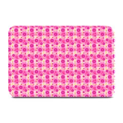 Hana Tsurukusa Heart Pink Plate Mats by Pakrebo