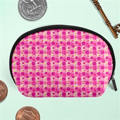 Hana Tsurukusa Heart Pink Accessory Pouch (large) by Pakrebo