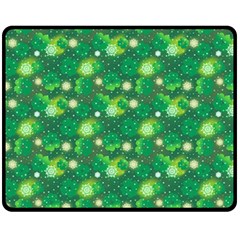 4 Leaf Clover Star Glitter Seamless Fleece Blanket (medium)  by Pakrebo