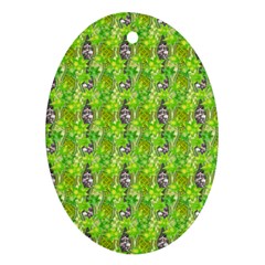 Maple Leaf Plant Seamless Pattern Ornament (oval) by Pakrebo