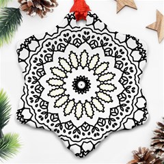 Mandala Kaleidoscope Arts Snowflake Ornament (two Sides) by Pakrebo