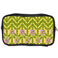 Texture Heather Nature Toiletries Bag (one Side) by Pakrebo