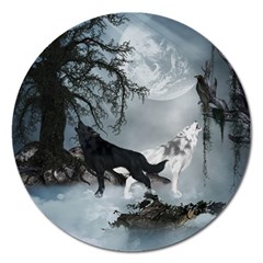 Awesome Black And White Wolf In The Dark Night Magnet 5  (round) by FantasyWorld7