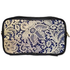 Point De Rose Toiletries Bag (one Side) by Pakrebo