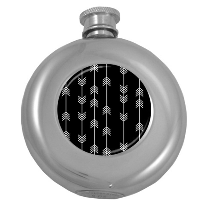 Black and white abstract pattern Round Hip Flask (5 oz)