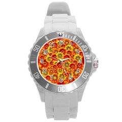 Brilliant Orange And Yellow Daisies Round Plastic Sport Watch (l)