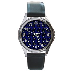 Eyes Blue Plaid Round Metal Watch