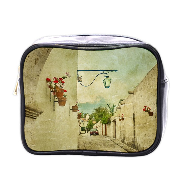 Vintage Grunge Print Arequipa Street, Peru Mini Toiletries Bag (One Side)