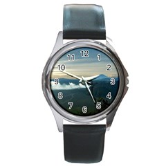 Bromo Caldera De Tenegger  Indonesia Round Metal Watch by Sudhe