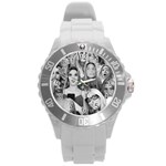 Lele Pons - funny faces Round Plastic Sport Watch (L) Front