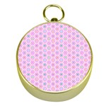 A Hexagonal Pattern Unidirectional Gold Compasses Front