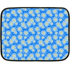 Hydrangea Blue Glitter Round Fleece Blanket (mini) by Pakrebo