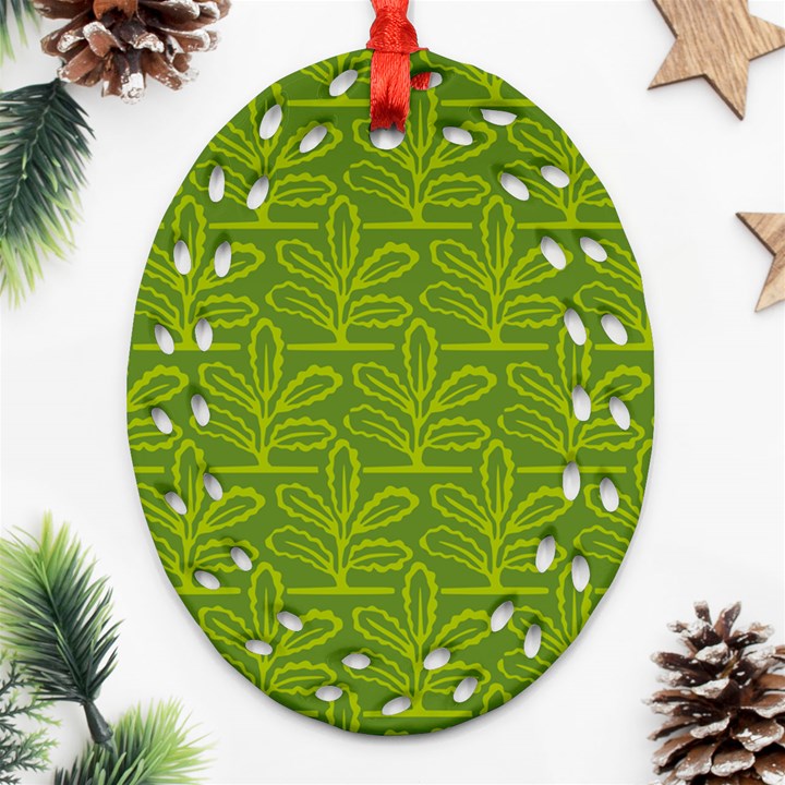 Oak Tree Nature Ongoing Pattern Ornament (Oval Filigree)