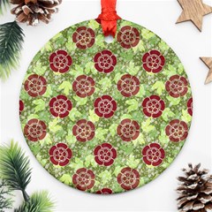 Seamless Pattern Leaf The Pentagon Ornament (round) by Pakrebo