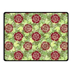 Seamless Pattern Leaf The Pentagon Fleece Blanket (small) by Pakrebo