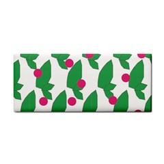 Feuilles Et Pois Hand Towel