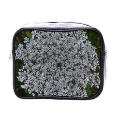 Queen Annes Lace Original Mini Toiletries Bag (one Side)