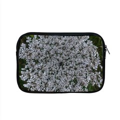 Queen Annes Lace Original Apple Macbook Pro 15  Zipper Case by okhismakingart