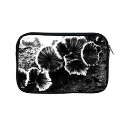 Tree Fungus High Contrast Apple Macbook Pro 13  Zipper Case by okhismakingart