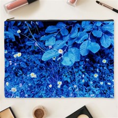 Blue Daisies Cosmetic Bag (xxxl) by okhismakingart