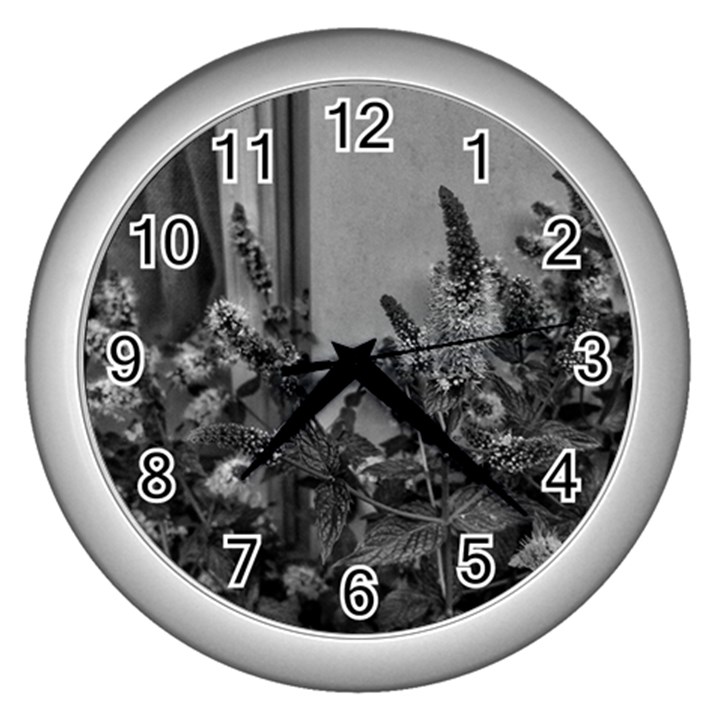 Black and White Mint Wall Clock (Silver)