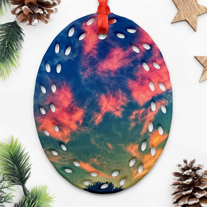 Brushstroke Skies Ornament (Oval Filigree)